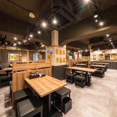 4名様~でのご利用も大歓迎◎普段使いはもちろん、仕事終わり、仲間内等色んなシーンでお使いいただけます◎