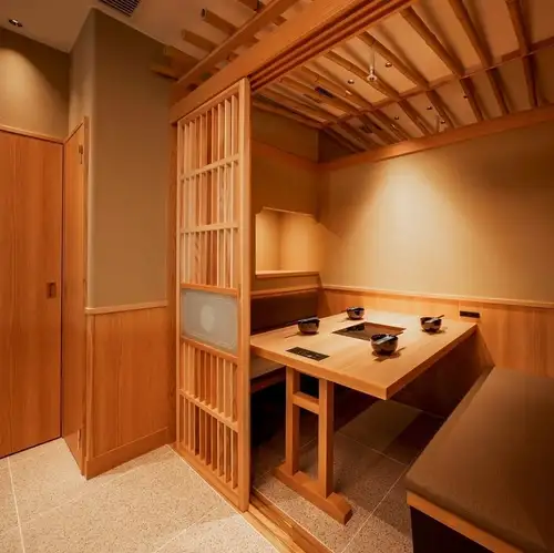 2名様からご利用いただける個室です。