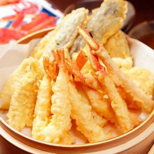 Snow crab tempura / raw sea urchin tempura