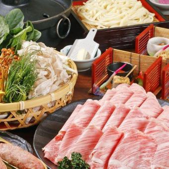 包含「新鮮海鮮×和牛壽喜燒」等9道菜品、生啤、5種火鍋、2小時無限暢飲 4980日元 ⇒ 3980日元