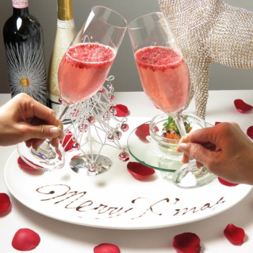 [Anniversary limited to one group] Sparkling wine + whole cake 17,150 yen