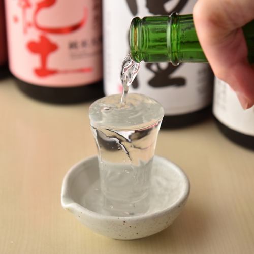 Sake carefully selected from all over the country