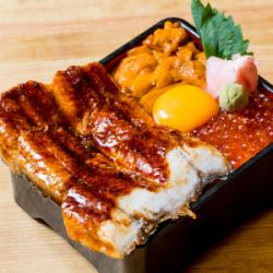 鰻魚、海膽和鮭魚籽飯