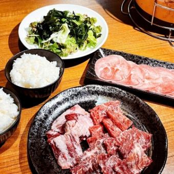 【セットメニュー】大人気のお肉を盛り込んだ夕食セット◆1人前2200円［税込］◆