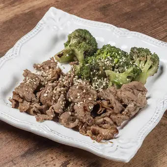 Beef with oyster sauce