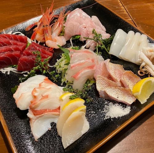 刺身盛り合わせ