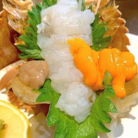 Instep squid, sea urchin, tomalley