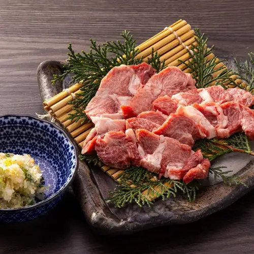 黒タン～たっぷりネギ塩だれ