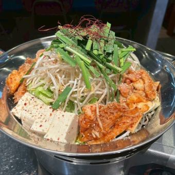 【ホルモン鍋コース】(料理のみ)お一人様2800円(税込)