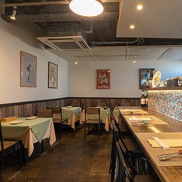 名物のもちもちとした生パスタは、ランチ・ディナーどちらでもご満喫いただけます。是非お越しください♪