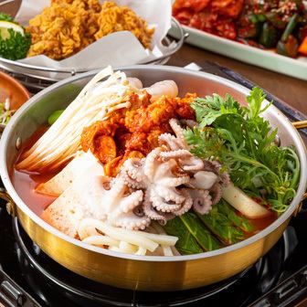 [Selectable hot pot course♪] Including 3 types of classic hot pot, chicken, and pancakes (all 3 dishes / 2,728 yen)