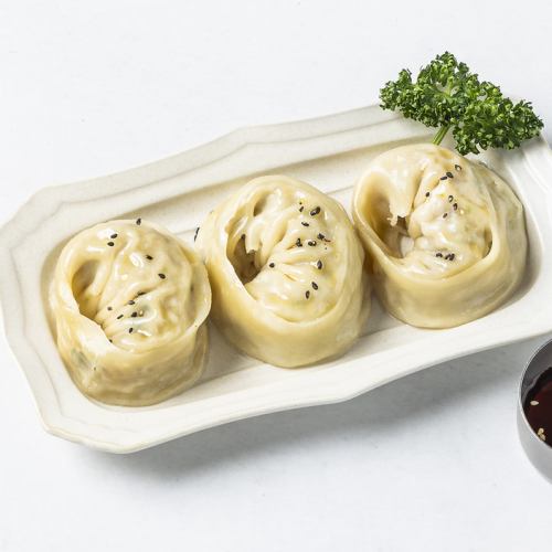 Meat dumplings (3 pieces)