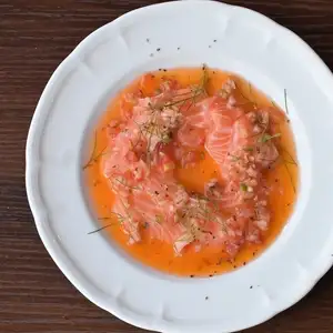 サーモンのカルパッチョ