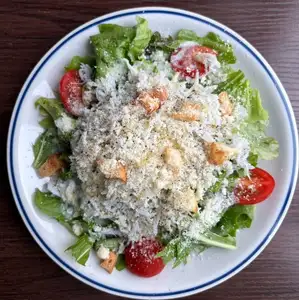 釜揚げしらすのシーザーサラダ