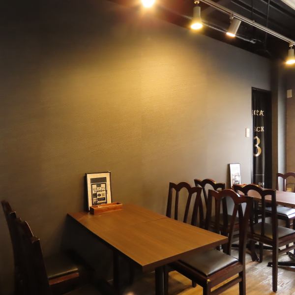 【多種多様なシーンでご利用が可能！】当店は落ち着いた空間でお食事をお楽しみいただけます。女子会、デート、各種宴会や【1人のみ】まで！気さくな店主ともお話が可能なのでお気軽にご来店ください♪