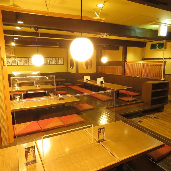 ≪2F floor reserved / 40 ~ 70 people≫ In addition to the spacious 2nd floor, there is also a private room in the back.