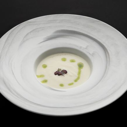 October theme: Kinpu: A special course reflecting the season and tailoring it to your tastes