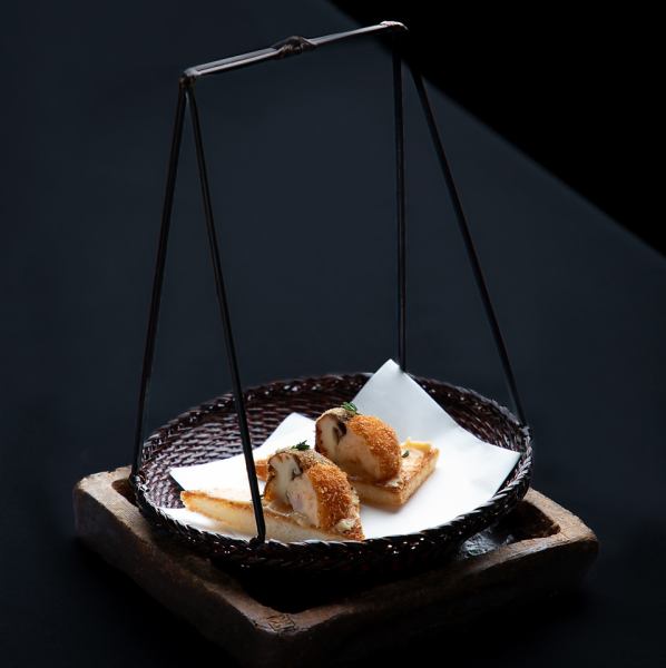 月替わりの旬を映し、感性で仕立てるSpecial dinner Course