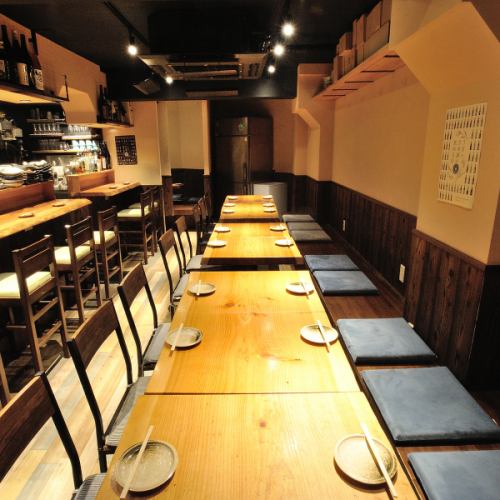 難波駅すぐの好立地!最大で16名様までご宴会をお楽しみいただけます♪