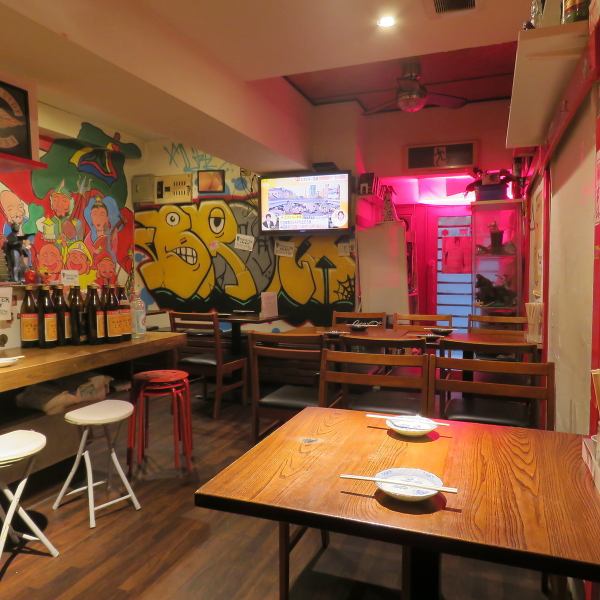 【大人数】当店の貸切は最大20名様までご案内可能です！お日にちやお時間によっては少ない人数での貸切も可能ですので、ご希望のお客様はぜひお気軽にご相談ください！懇親会・同窓会・打ち上げ・歓送迎会などの大宴会にぜひご利用くださいませ♪団体様でお得な特典もご用意しております！