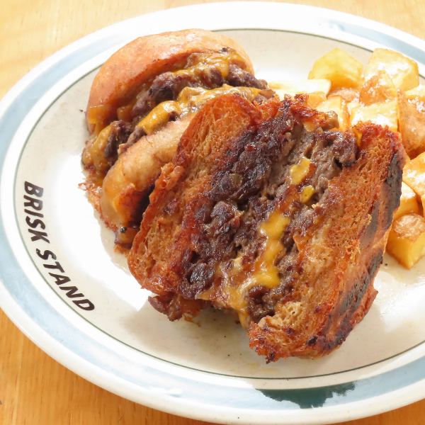 人気名物♪【切ったやつシングルパティ】