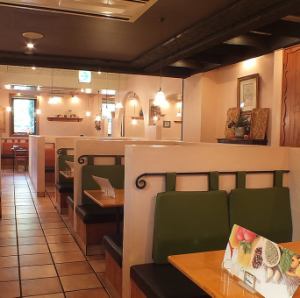 BOX席 2~4名様用(半個室)