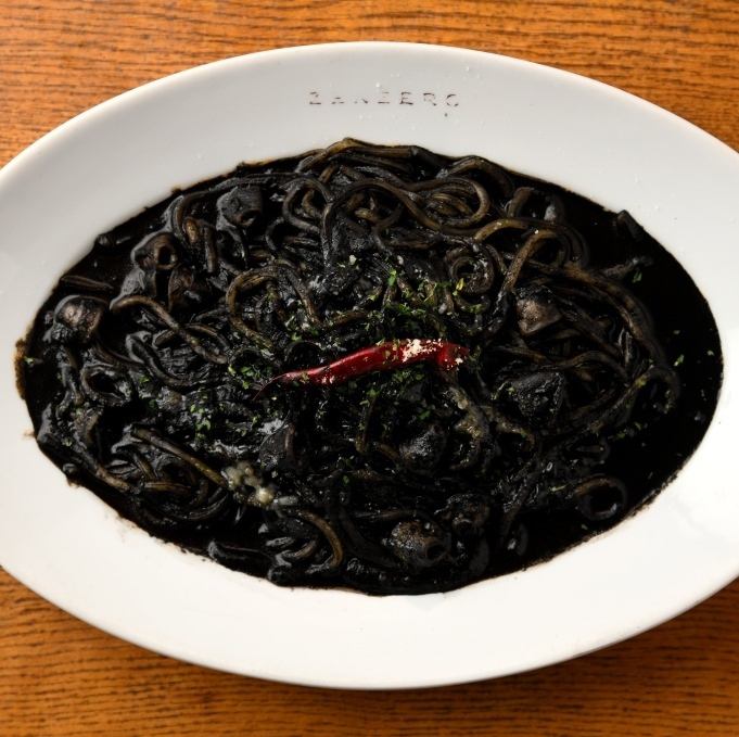 ヤリイカのイカスミソース 生スパゲティ