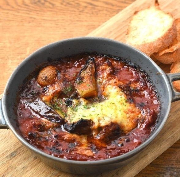 牛すじの濃厚トマト煮込み ~赤味噌仕立て~