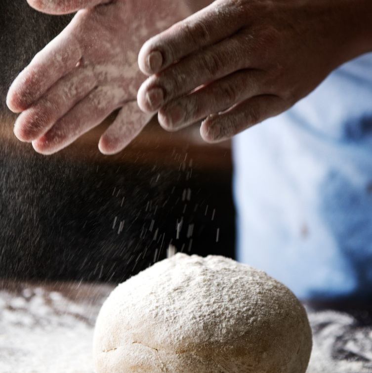 自家製ピッツァ