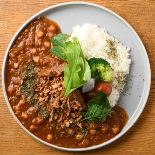 【プレートメニュー】 　牛スジとひよこ豆のイタリアンスパイスカレー