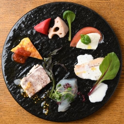 【　平日ランチ　】　選べるドルチェ3品付き スペシャルランチ2,370円～