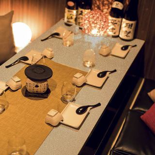 ◆6～12完全個室◆落ち着いた照明がうれしい、少人数様向けの個室です。接待や友人同士でのご利用に♪合コンや小規模宴会にも是非♪お仲間との気兼ねない宴席に◎（八王子/個室/居酒屋/食べ放題/飲み放題/宴会/女子会/接待/地鶏/幹事無料/クーポン）