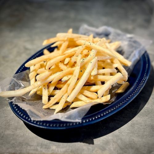 French fries (French or garlic)