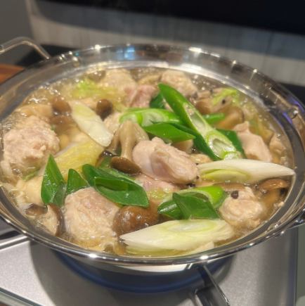 【松コース豪華に楽しみたい夜に】プレミアム飲み放題付 鶏ちゃんこ鍋6,600円(税込)