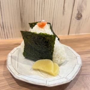 주먹밥 1개(매화·연어· 다시마)