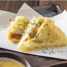 かぼちゃとチーズはんぺんはさみ天ぷら