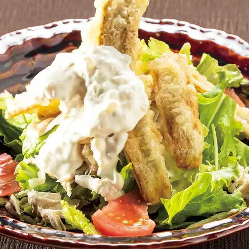 Crispy burdock root tartar salad