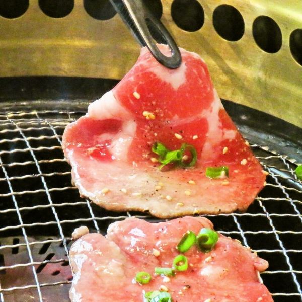 ◆◇厚切り和牛タン◇◆食感と旨味のバランスが絶妙！（税込913円）