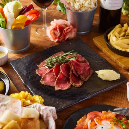 3小时无限量畅吃畅饮套餐，仅需3500日元 <肉食之王套餐>，包含烤牛肉、烤鸡等8道菜