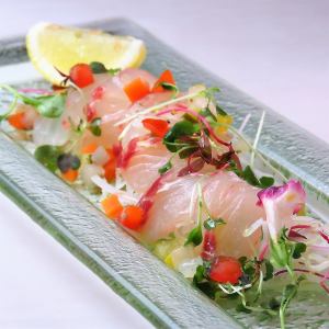 愛媛県産真鯛のカルパッチョ