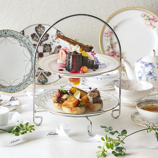 We are proud of our afternoon tea using Noritake tableware♪