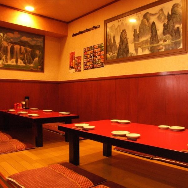 For your banquet, we recommend a Japanese-style room.Private room of the type of Japanese style is available for 10 to 12 people, it is the perfect seat for small meals.Please relax and enjoy the authentic Chinese while relaxing! Please do not hesitate to contact us for advice on banquets and parties.