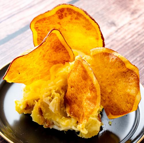 Sweet potato chip salad