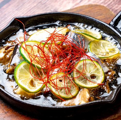 Pacific saury and mushroom sudachi ajillo