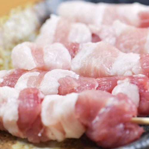 三河猪肉炸串/李子里脊肉/章鱼叶包/豌豆包肉/鱼子酱鸡肉丸
