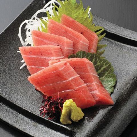 Bluefin tuna medium fatty tuna sashimi