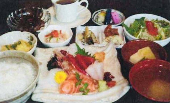 [Luxury Lunch] BAY Sashimi Gozen 2,398 yen (tax included)
