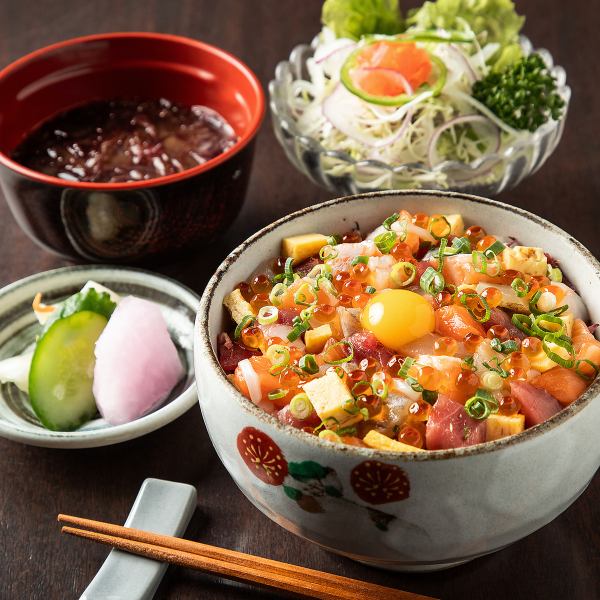 [Lots of seafood] Seafood bowl 3,200 yen (tax included)~