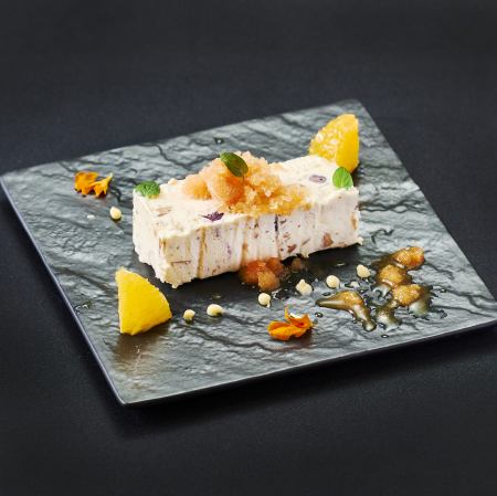 マカダミアンナッツのセミフレットと爽やかな柑橘    