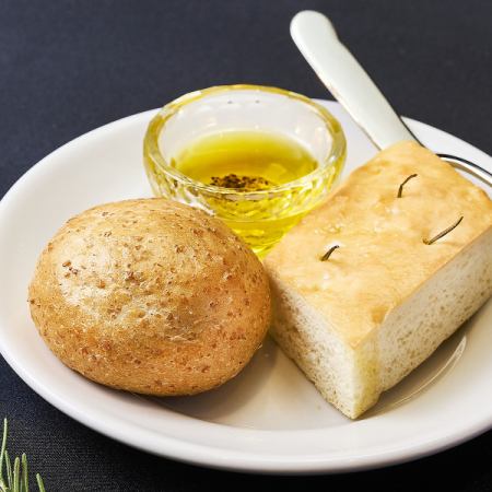 パン盛り合わせ（フォカッチャパン・ナチュール）